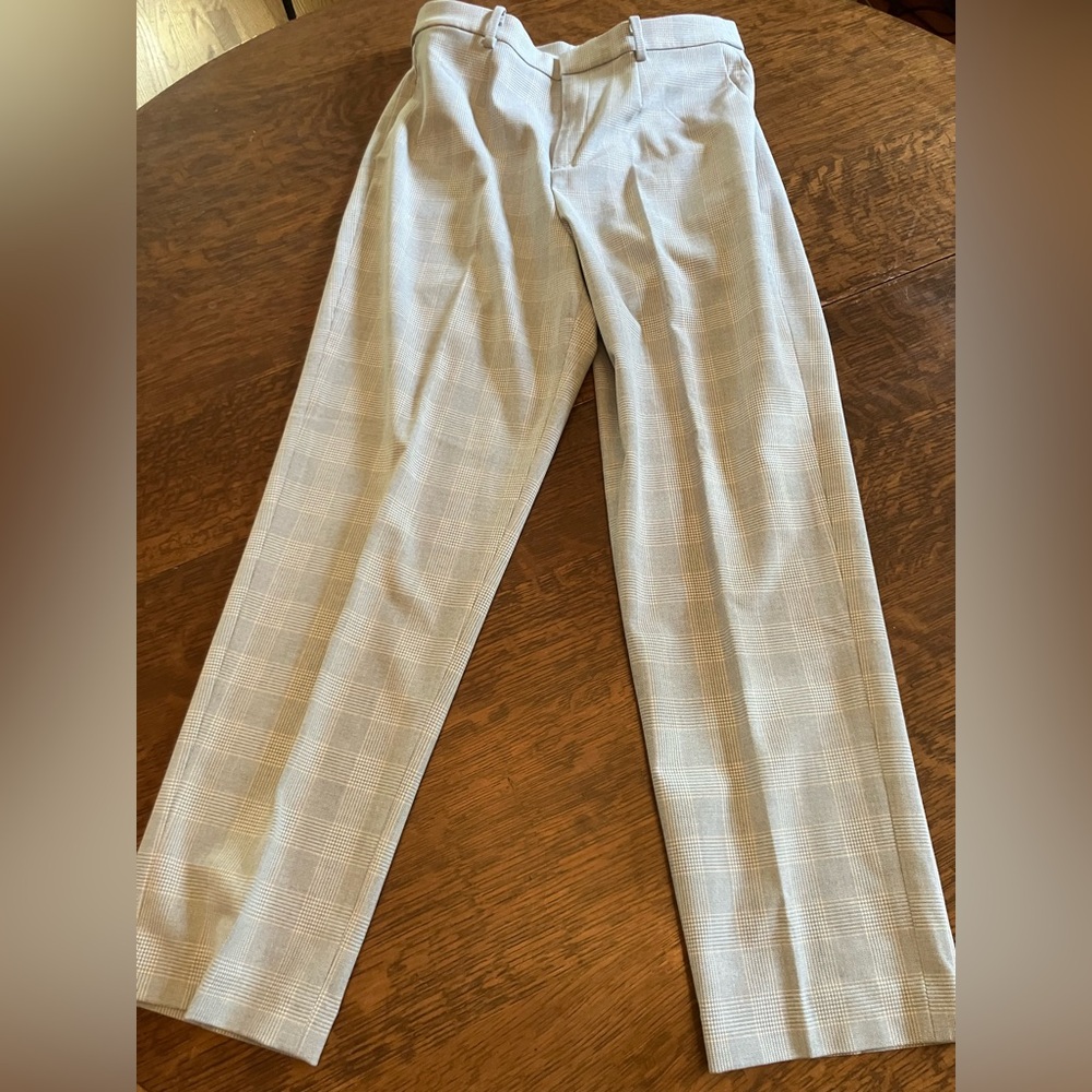 Uniqlo Women’s Beige and Gold Plaid Dress Pants